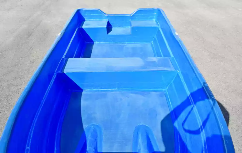 Стеклопластиковая лодка Neman-340 (тримаран) в Каспийске