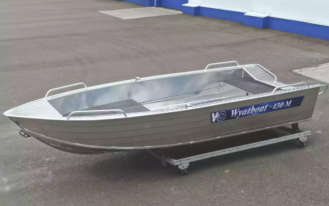 Алюминиевая лодка  Wyatboat-430М FISH в Каспийске