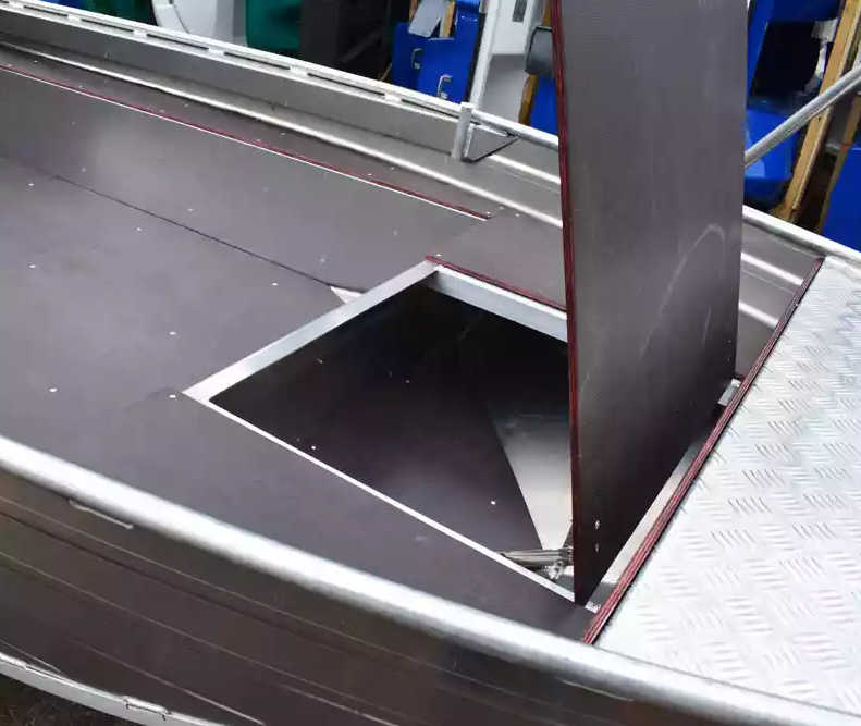 Алюминиевая лодка  Wyatboat-430 Master в Каспийске