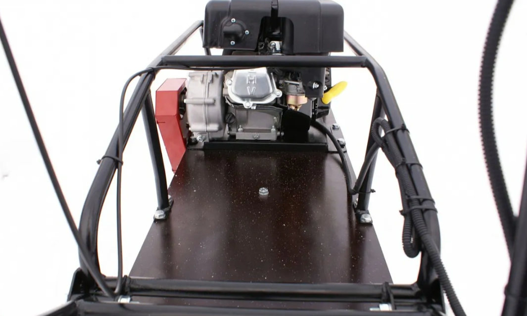 Мотобуксировщик БТС «МАЛЕК» 380/7 БЕЗ э/зап. Б/У в Каспийске