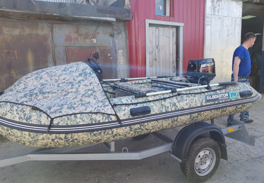 НАДУВНАЯ ЛОДКА GLADIATOR C370AL в Каспийске