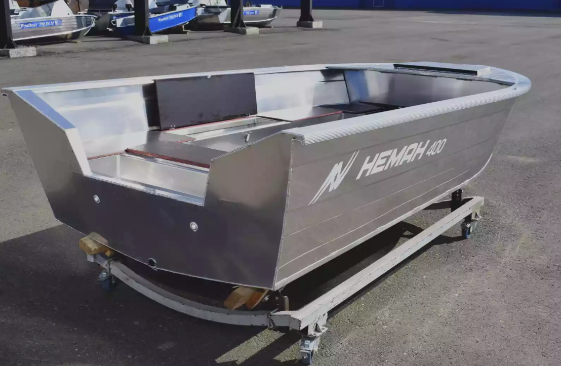 Алюминиевая лодка Неман-400 Р PRO в Каспийске