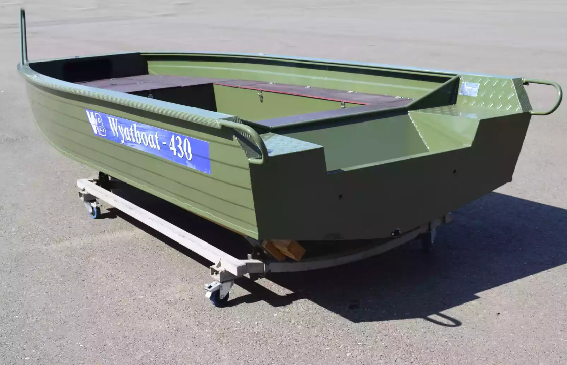 Алюминиевая лодка  Wyatboat-430 Master Fish в Каспийске
