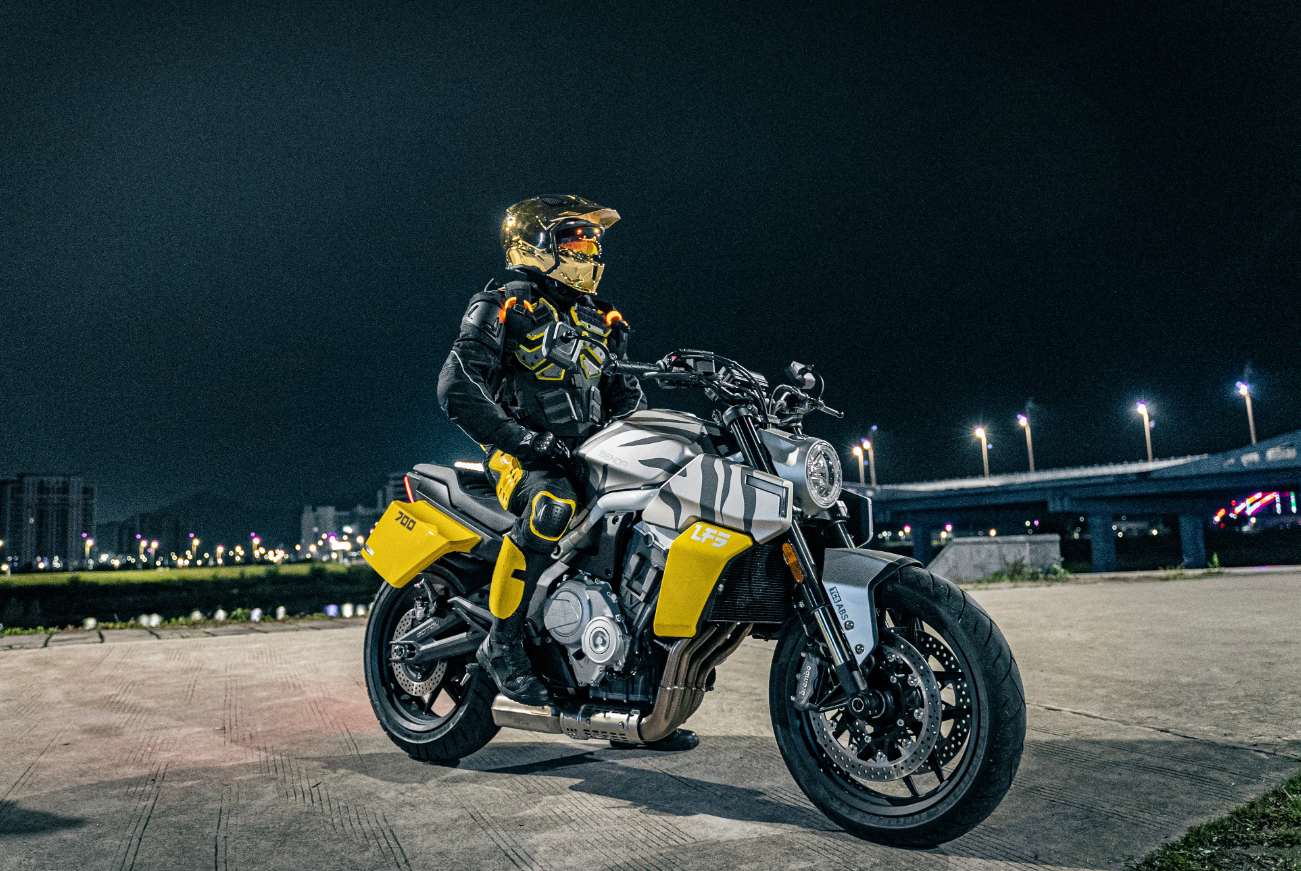 Мотоцикл Benda LFS 700 в Каспийске