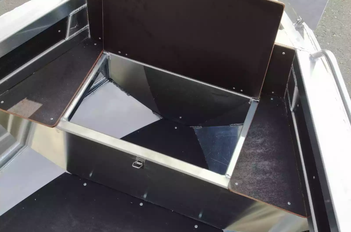 Алюминиевая лодка  Неман-480 Р в Каспийске