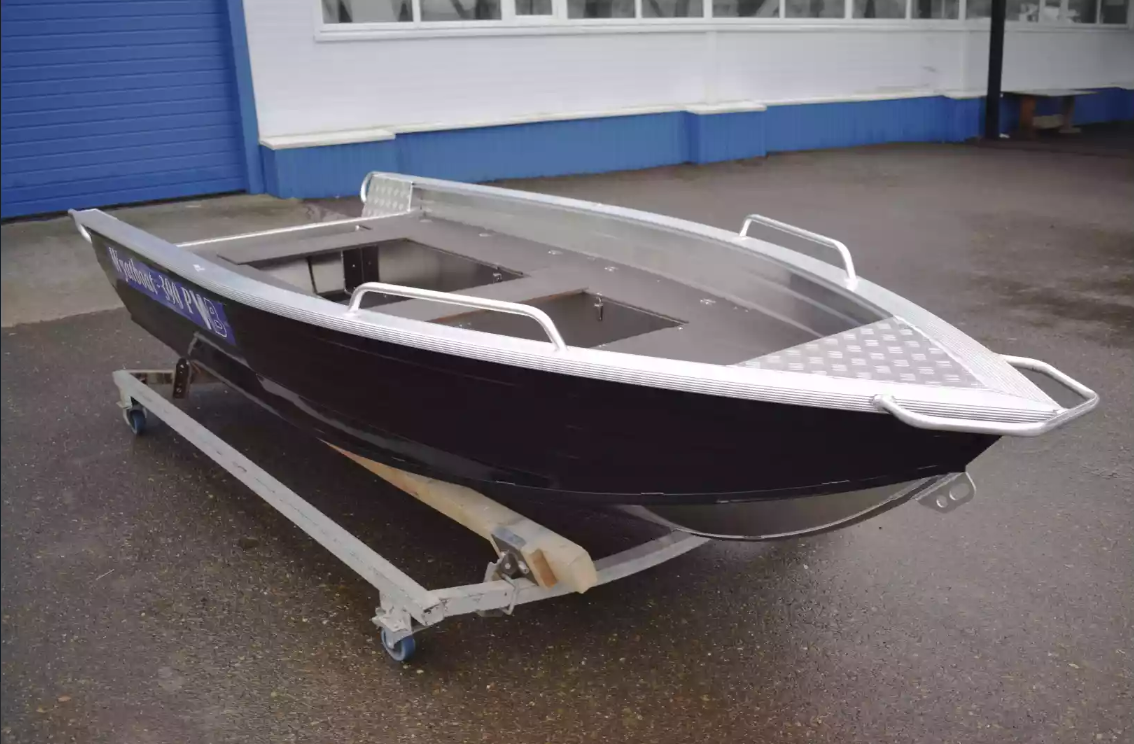 Алюминиевая лодка Wyatboat-390РМ в Каспийске