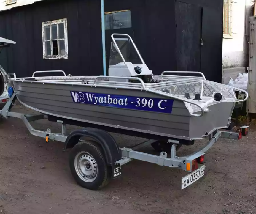 Алюминиевая лодка Wyatboat-390 C в Каспийске