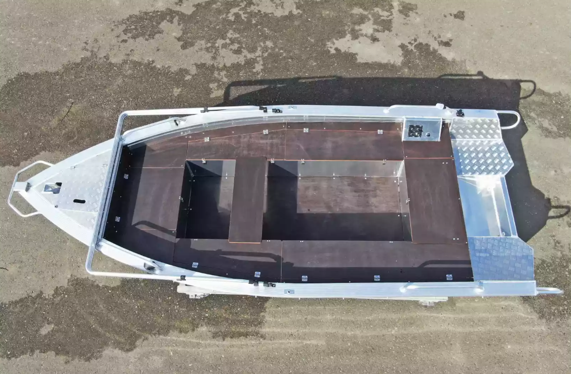 Алюминиевая лодка Wyatboat-390РМ в Каспийске