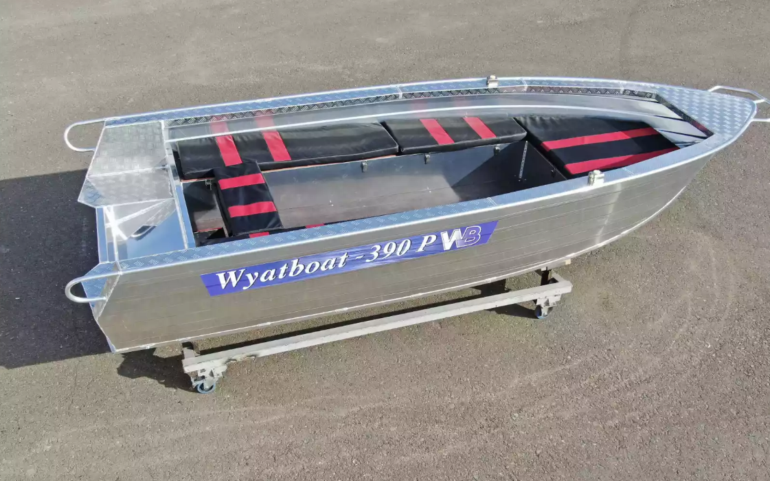 Алюминиевая лодка Wyatboat-390РМ увеличенный борт в Каспийске