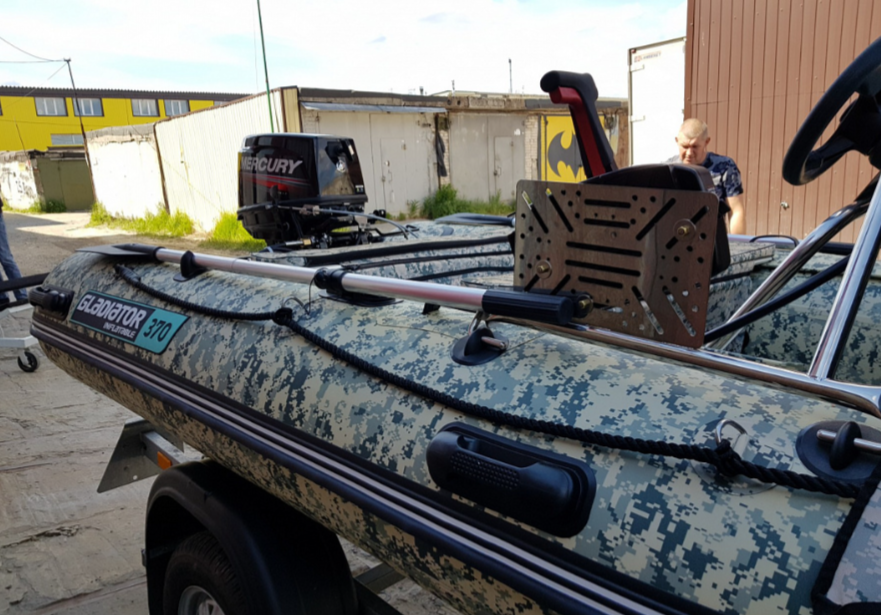 НАДУВНАЯ ЛОДКА GLADIATOR C370AL в Каспийске