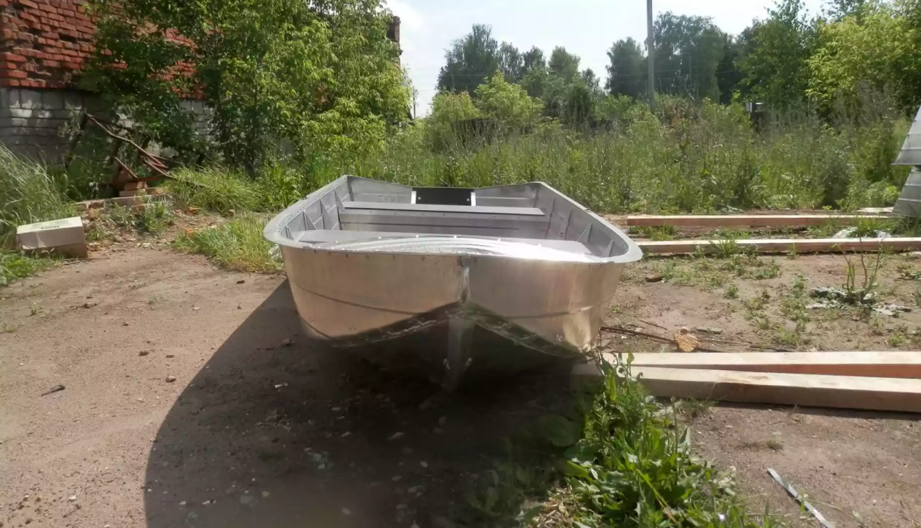 Алюминиевая лодка Вятка-Профи 32 в Каспийске