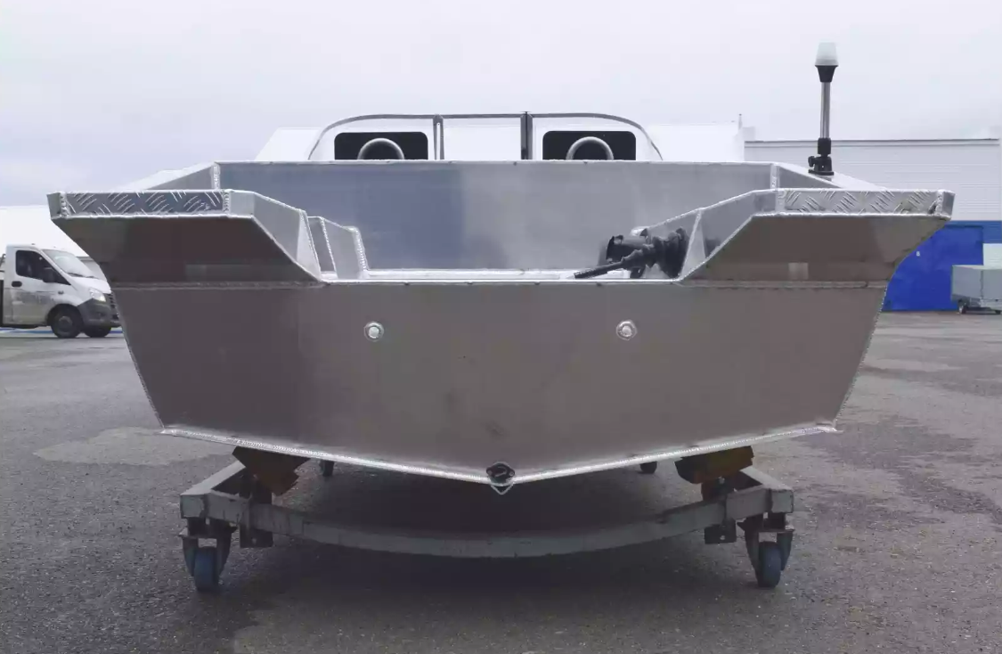 Алюминиевая лодка  Neman-400 PRO в Каспийске