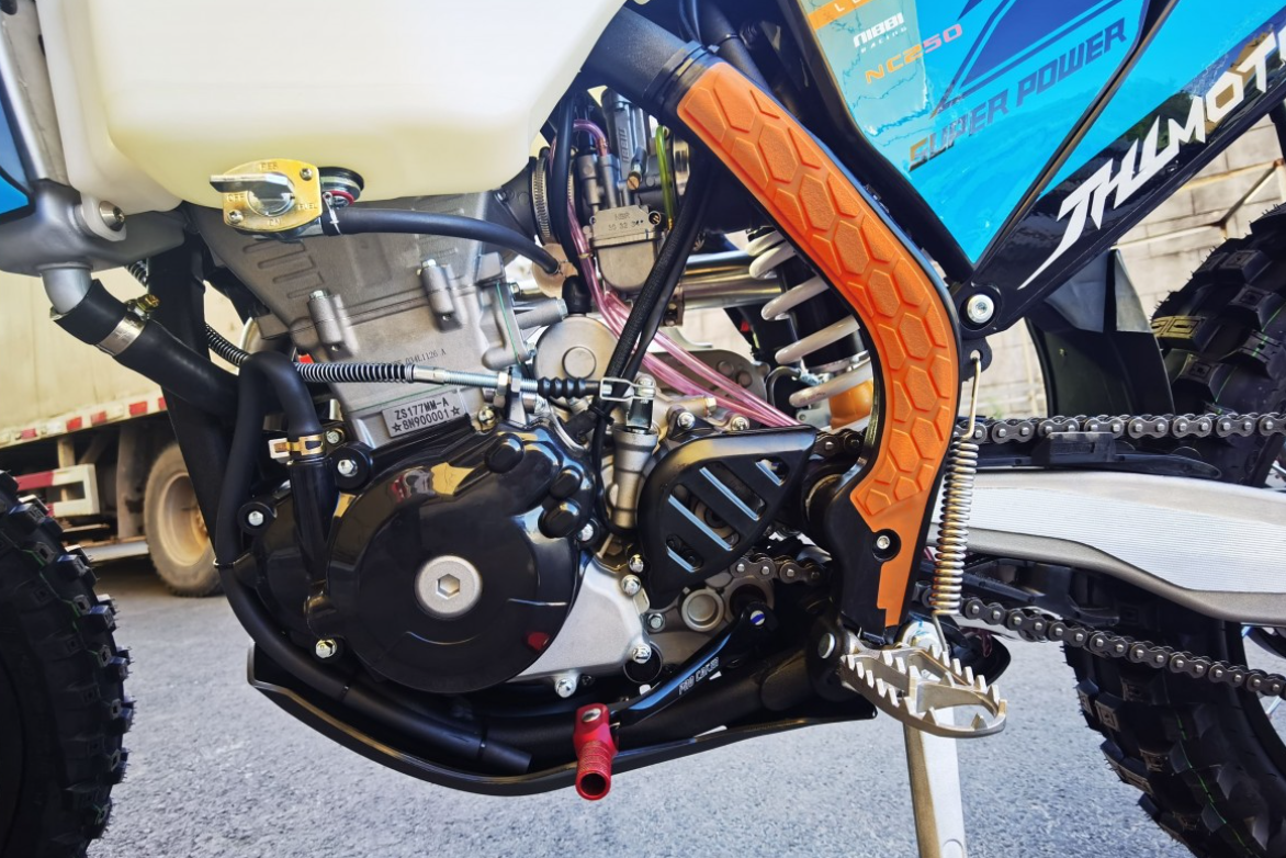 Мотоцикл JHLMOTO JHL Z7 NC250S (177MM-A) в Каспийске