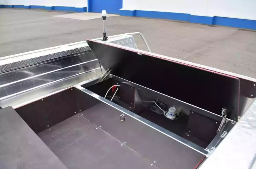 Алюминиевая лодка Wyatboat-390 DCM Увеличенный борт в Каспийске
