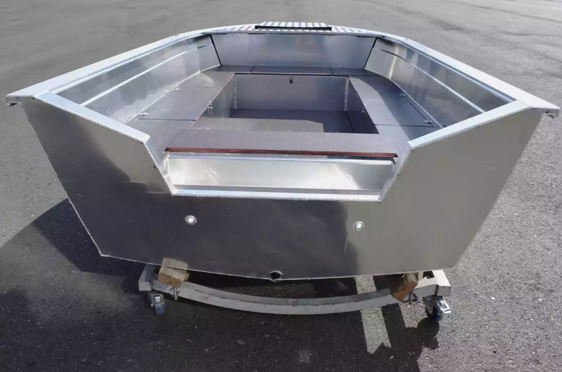 Алюминиевая лодка Неман-400 Р PRO в Каспийске