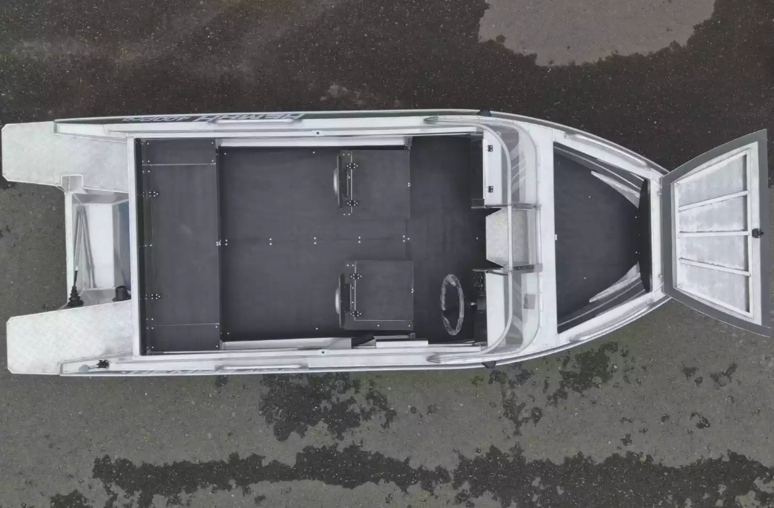 Алюминиевая лодка  Neman-400 PRO в Каспийске