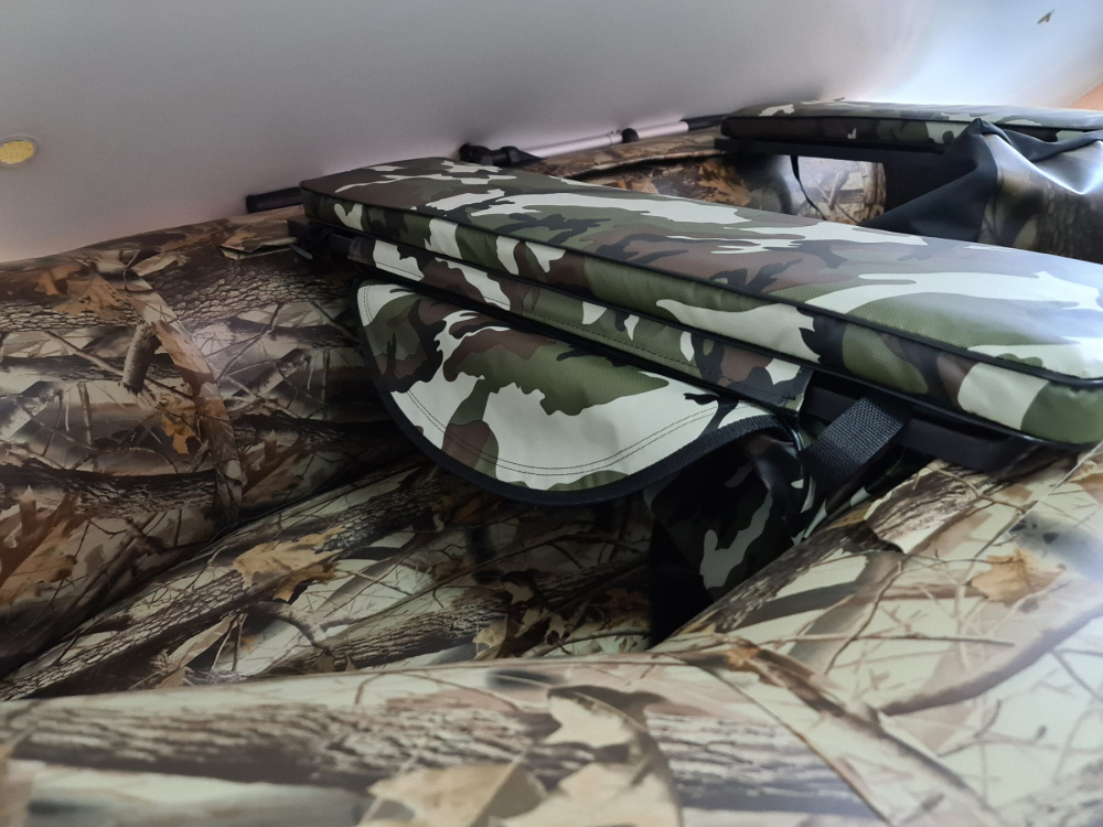 КОМПЛЕКТ МЯГКИХ НАКЛАДОК С СУМКОЙ ДЛЯ ЛОДОК 80Х20 КАМУФЛЯЖ в Каспийске