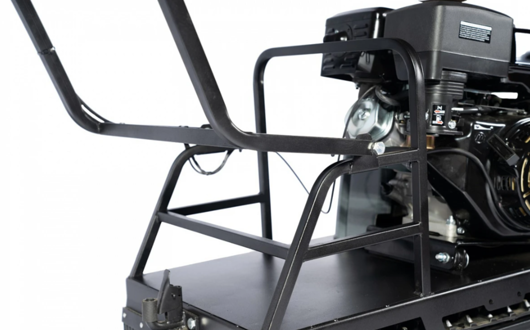 Мотобуксировщик БУРЛАК-M2 LFK 15 л.с. с эл/зап (передний привод, катки) в Каспийске