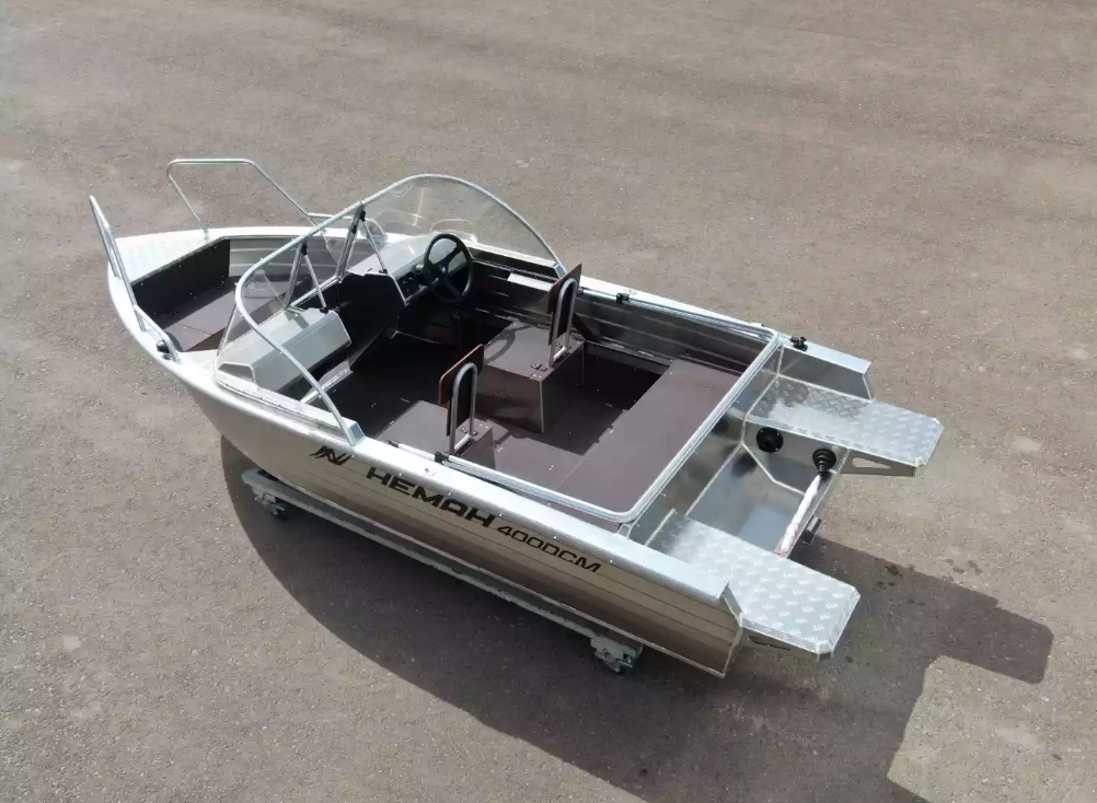Алюминиевая лодка  Неман-400 DCM NEW в Каспийске