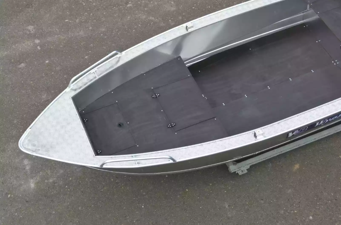 Алюминиевая лодка  Wyatboat-430М FISH в Каспийске