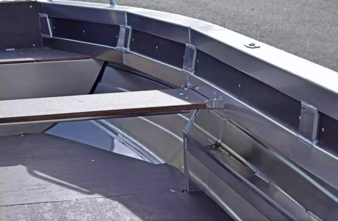 Алюминиевая лодка  Неман-480 Р в Каспийске