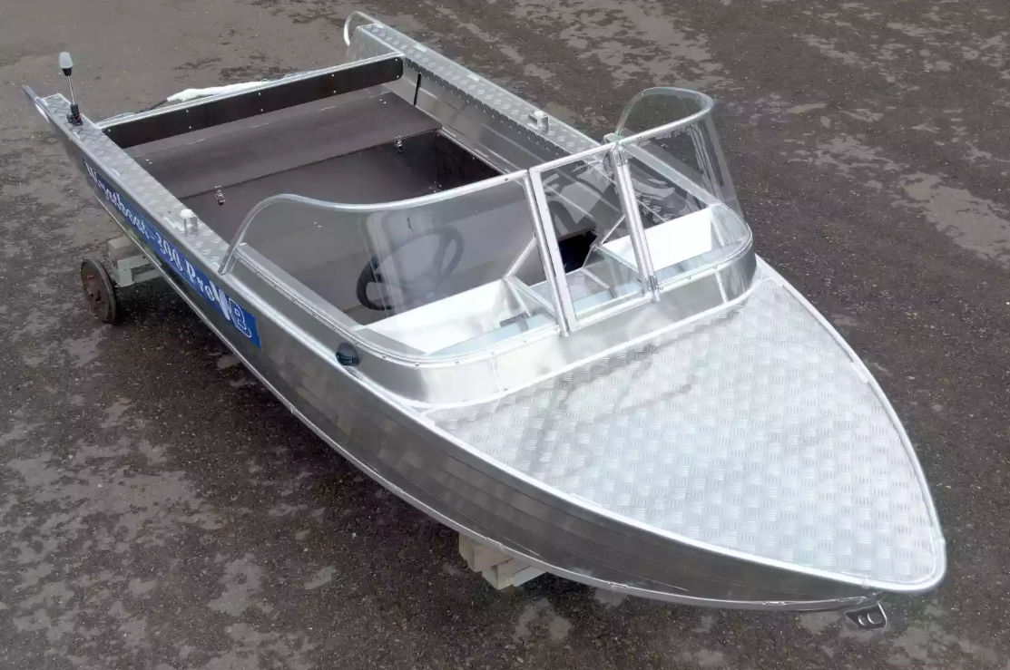 Алюминиевая лодка Wyatboat-390 Pro в Каспийске