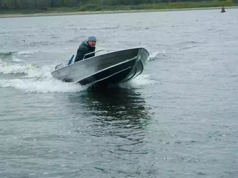 Алюминиевая лодка Wyatboat-390 M в Каспийске