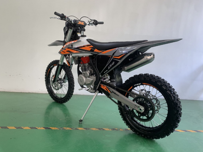 Мотоцикл JHLMOTO JHL LX4 CB300RL (175FMN) в Каспийске