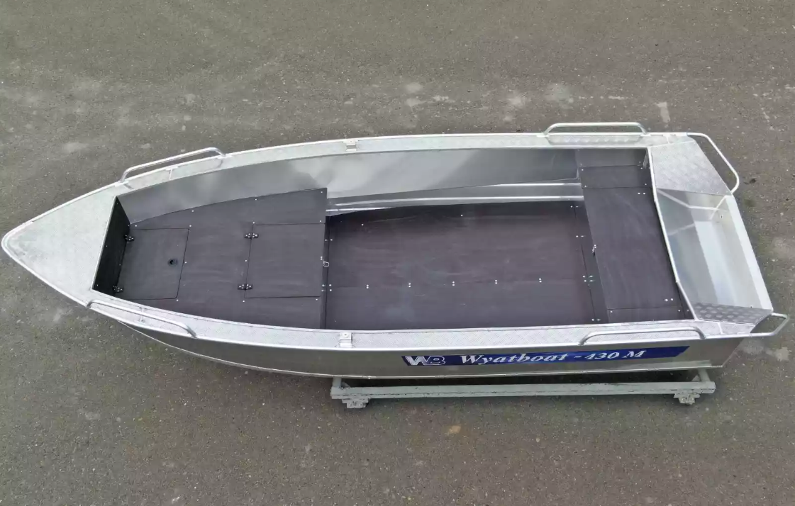 Алюминиевая лодка  Wyatboat-430М FISH в Каспийске
