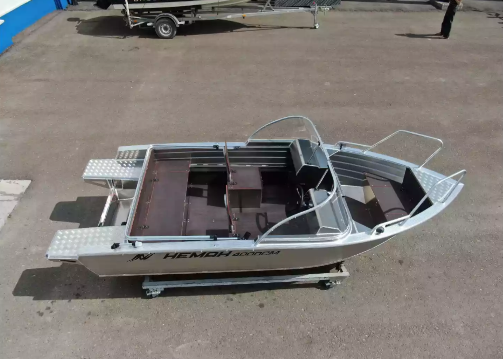 Алюминиевая лодка  Неман-400 DCM NEW в Каспийске