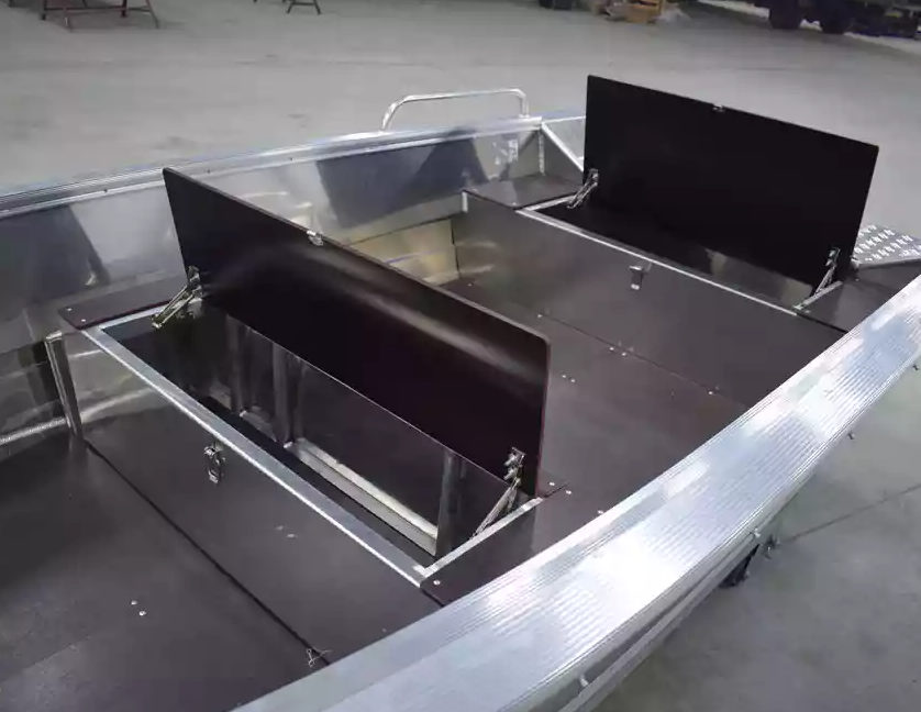 Алюминиевая лодка  Wyatboat-430 Р в Каспийске