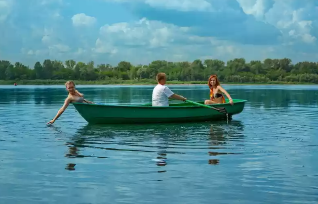 Стеклопластиковая Лодка Голавль в Каспийске