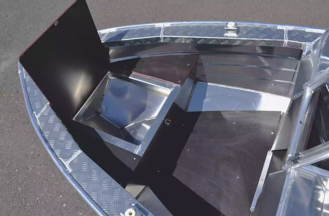 Алюминиевая лодка Wyatboat-390 DCM в Каспийске