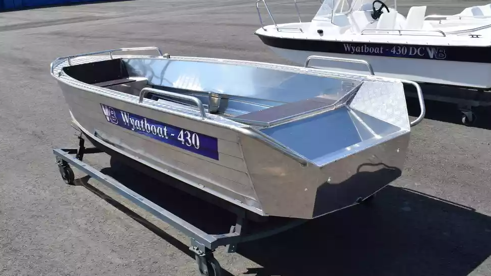 Алюминиевая лодка  Wyatboat-430М в Каспийске