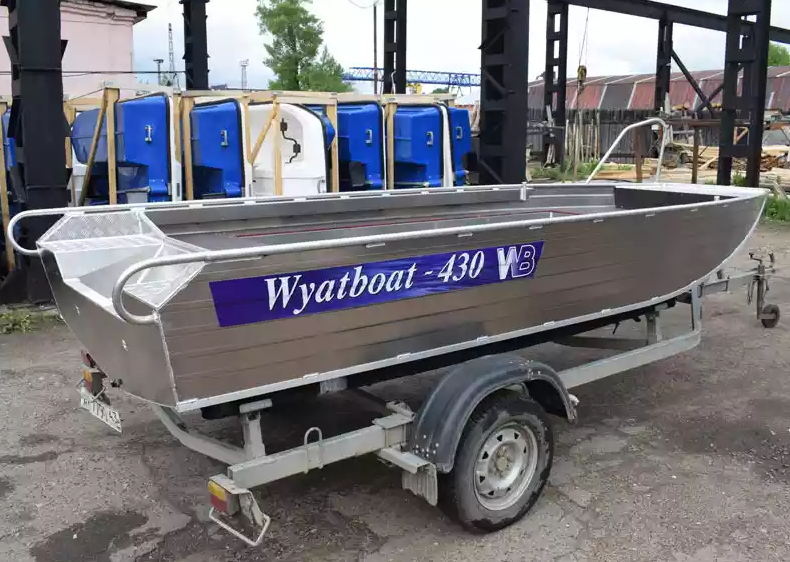 Алюминиевая лодка  Wyatboat-430 Master в Каспийске