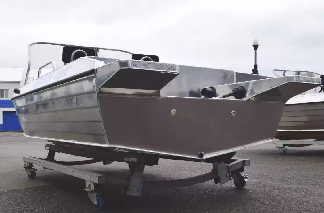 Алюминиевая лодка  Neman-400 DC в Каспийске