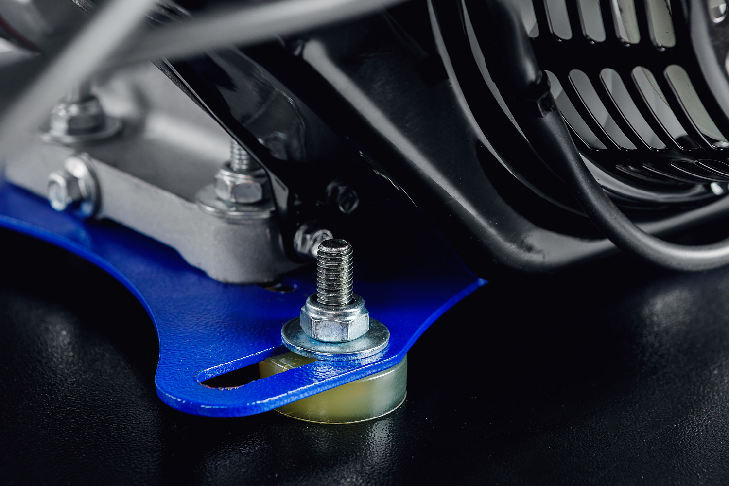 МОТОБУКСИРОВЩИК IKUDZO LONG 2.0 1700/500 EKR19 в Каспийске