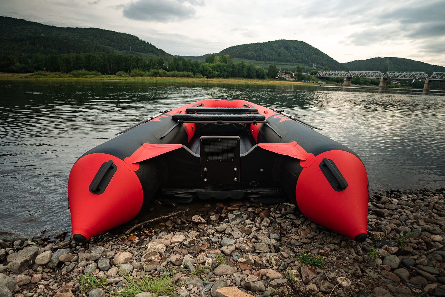 Лодка MISHIMO RIVER JET 390 под водомет в Каспийске