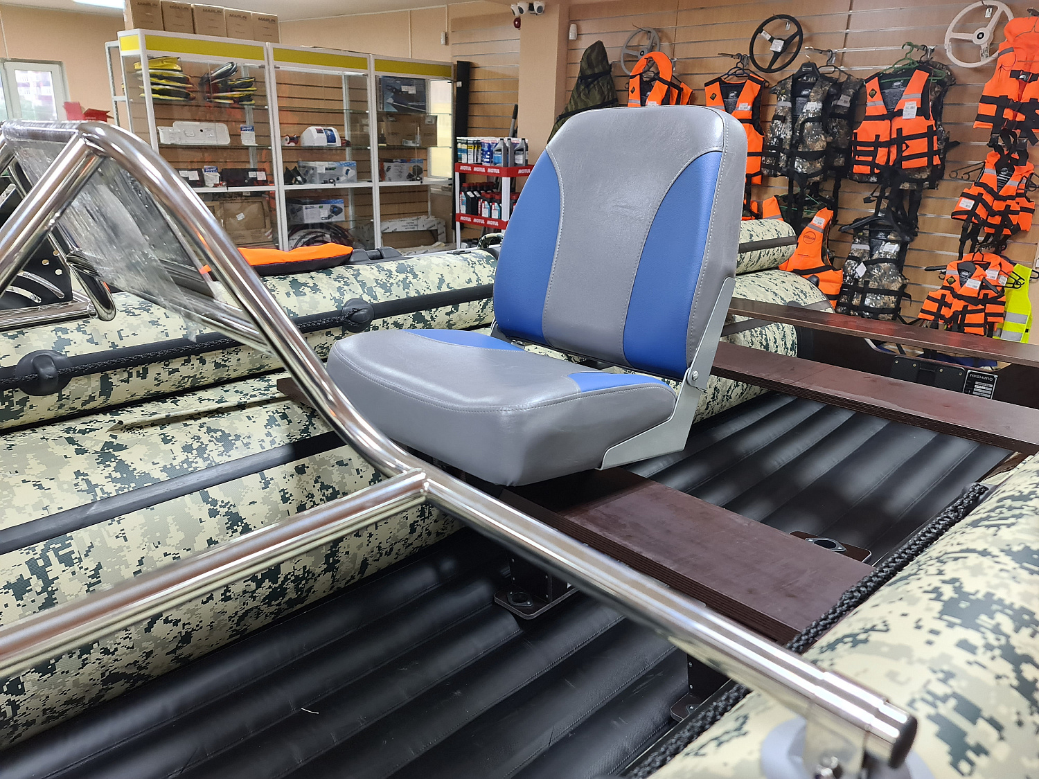 КРЕСЛО МЯГКОЕ РАСКЛАДНОЕ С ПОВОРОТНЫМ МЕХАНИЗМОМ ДЛЯ ЛОДОК в Каспийске