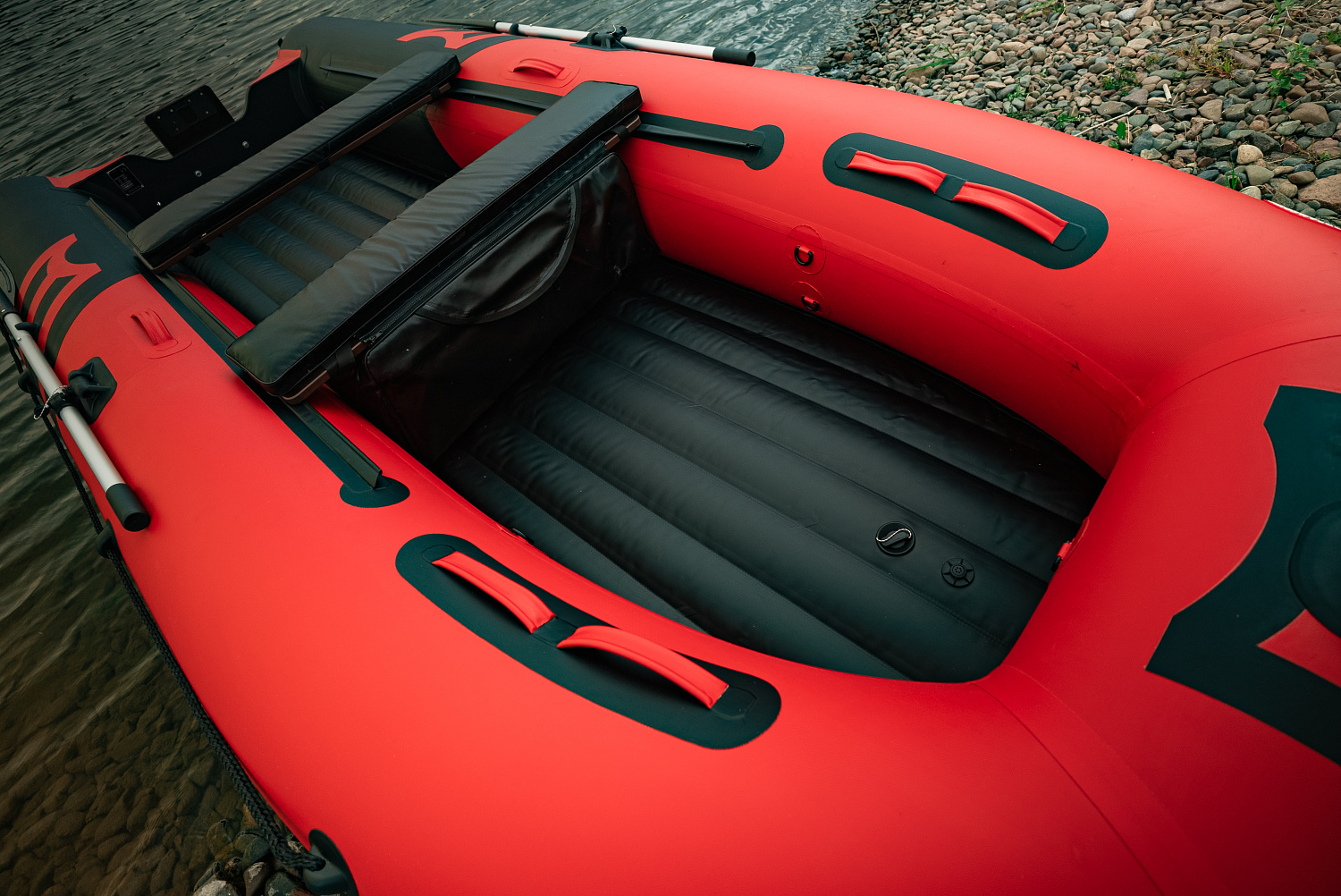 Лодка MISHIMO RIVER JET 390 под водомет в Каспийске