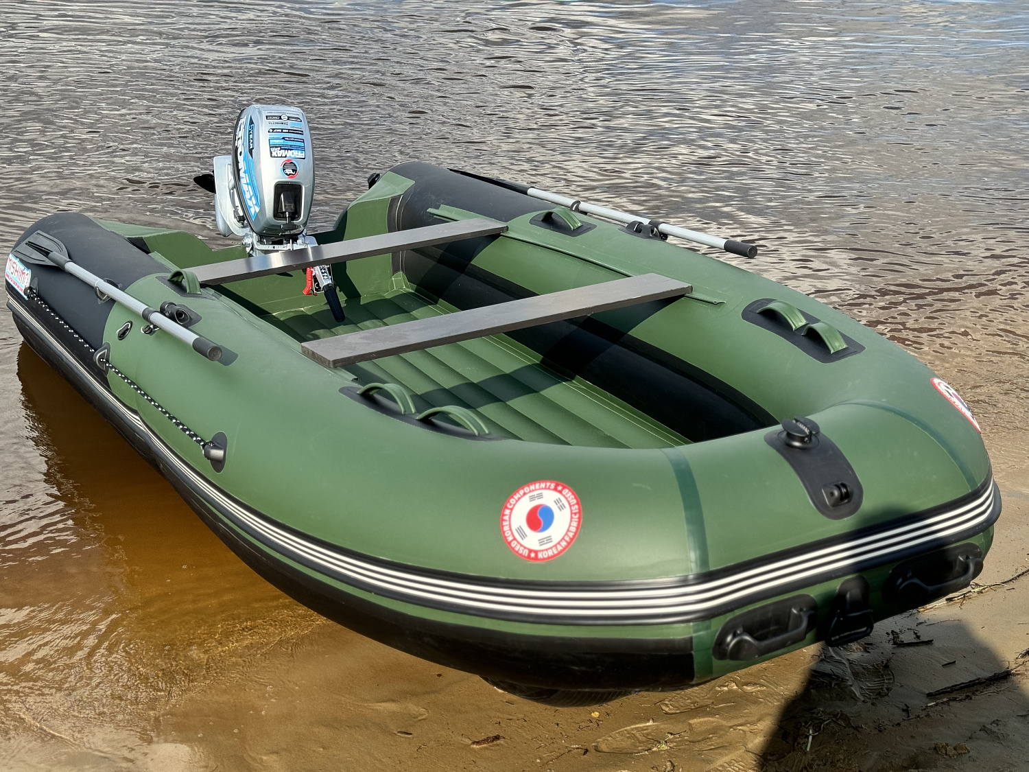 Лодка MISHIMO BIG FLOOR 400 в Каспийске