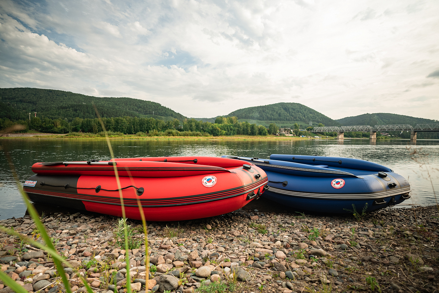 Лодка MISHIMO RIVER FJET PRO 400 под водомет в Каспийске