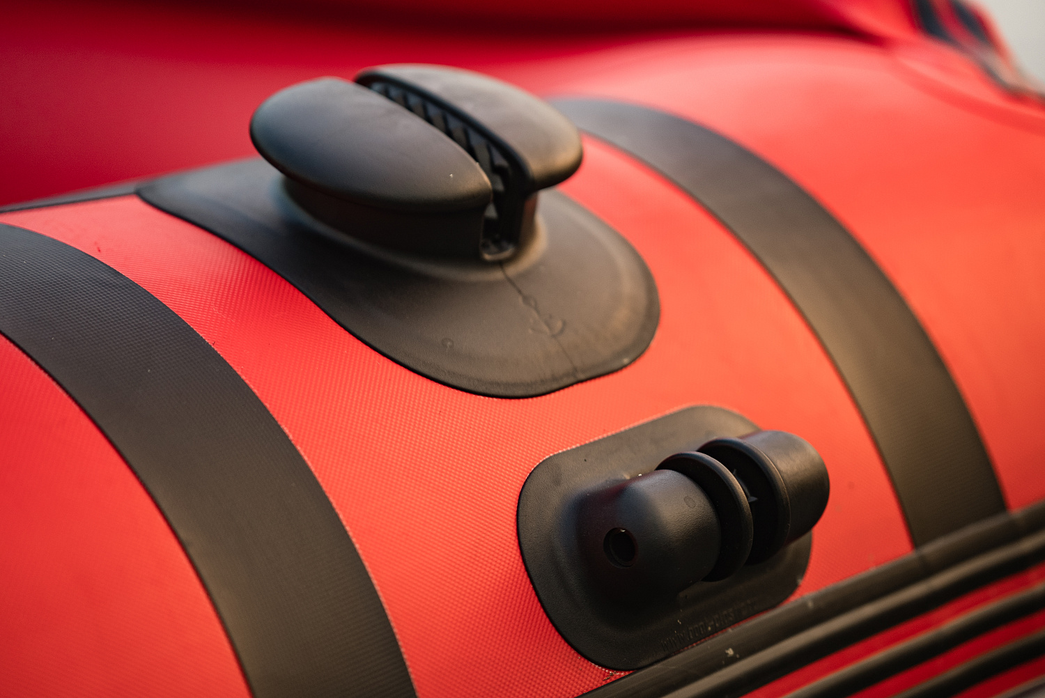 Лодка MISHIMO RIVER FJET PRO 400 под водомет в Каспийске