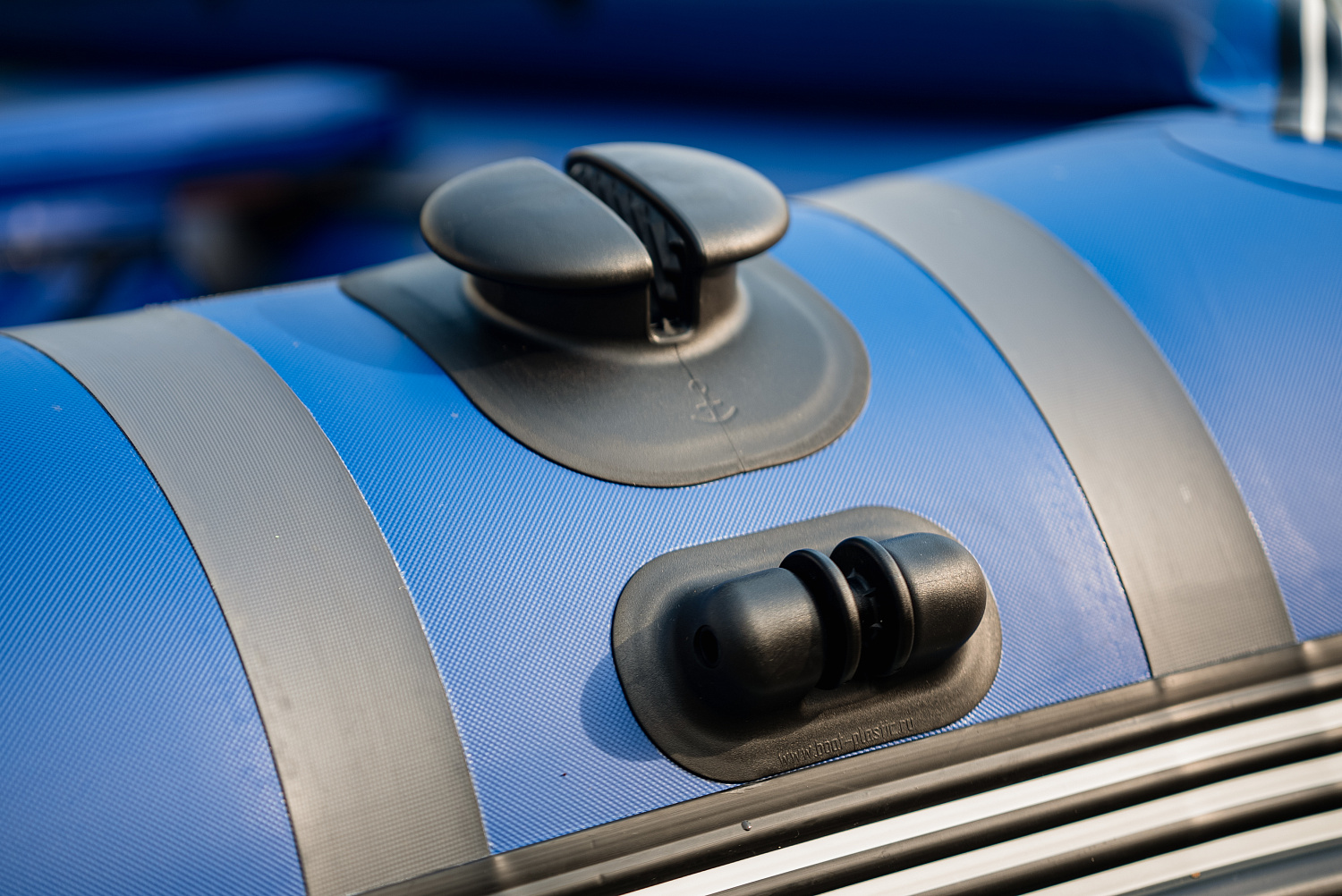 Лодка MISHIMO RIVER FJET PRO 400 под водомет в Каспийске