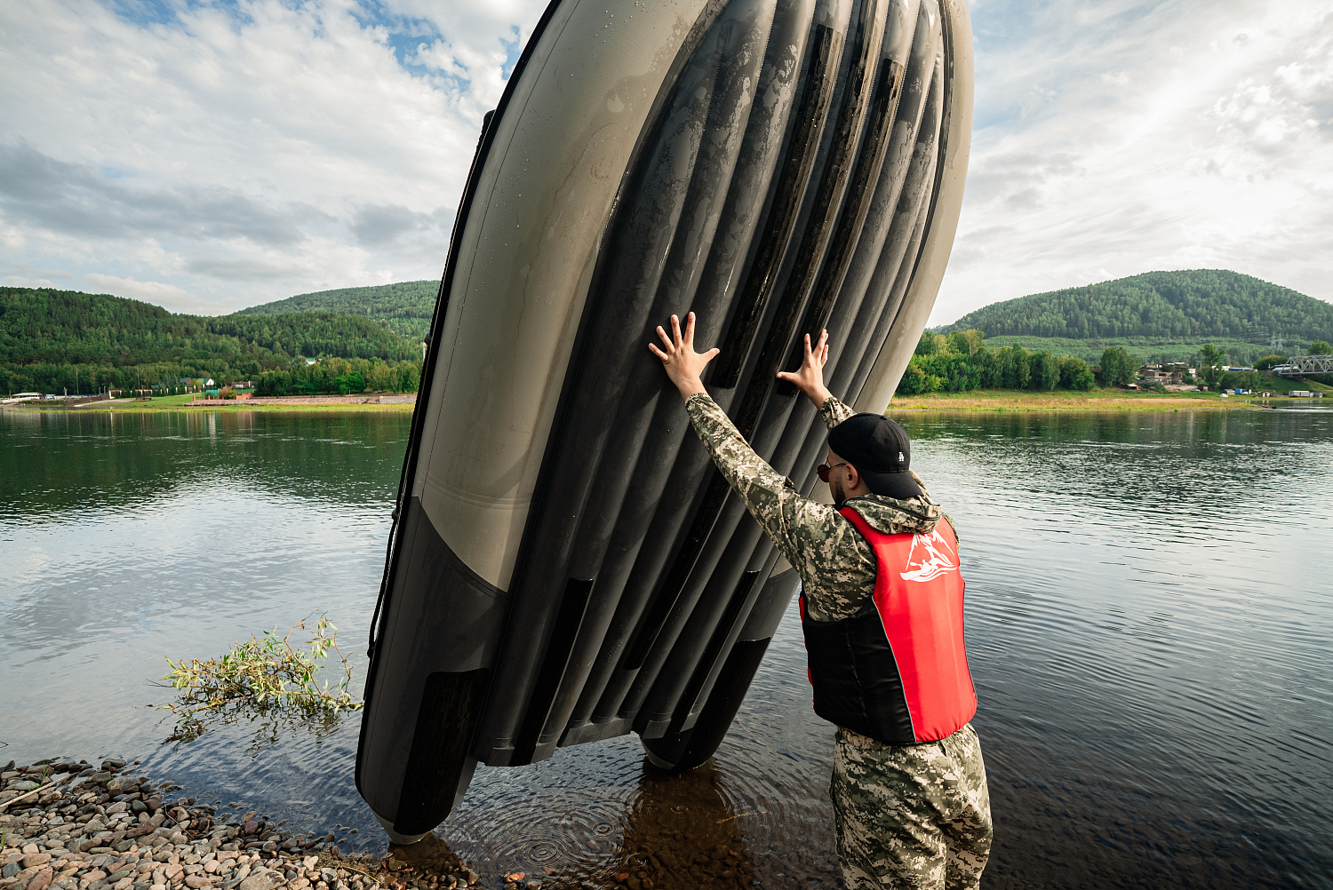 Лодка MISHIMO RIVER JET 390 под водомет в Каспийске