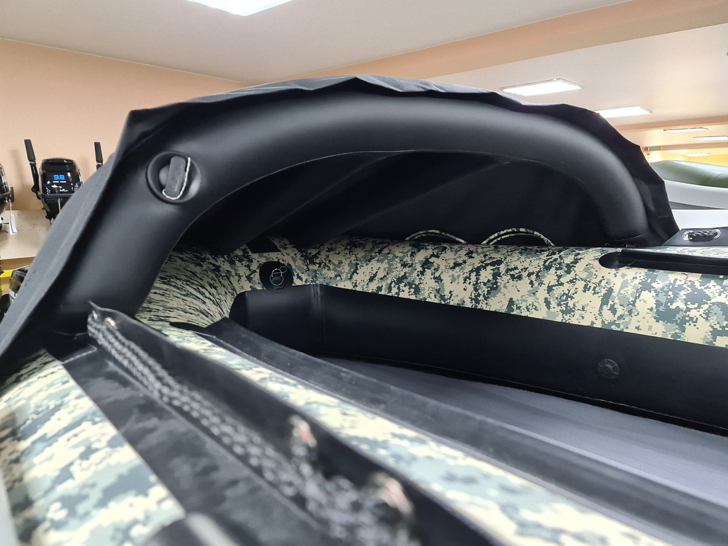 КОМПЛЕКТ НОСОВОГО ТЕНТА К ЛОДКЕ SMARINE AIR MAX 330 ЧЕРНЫЙ в Каспийске