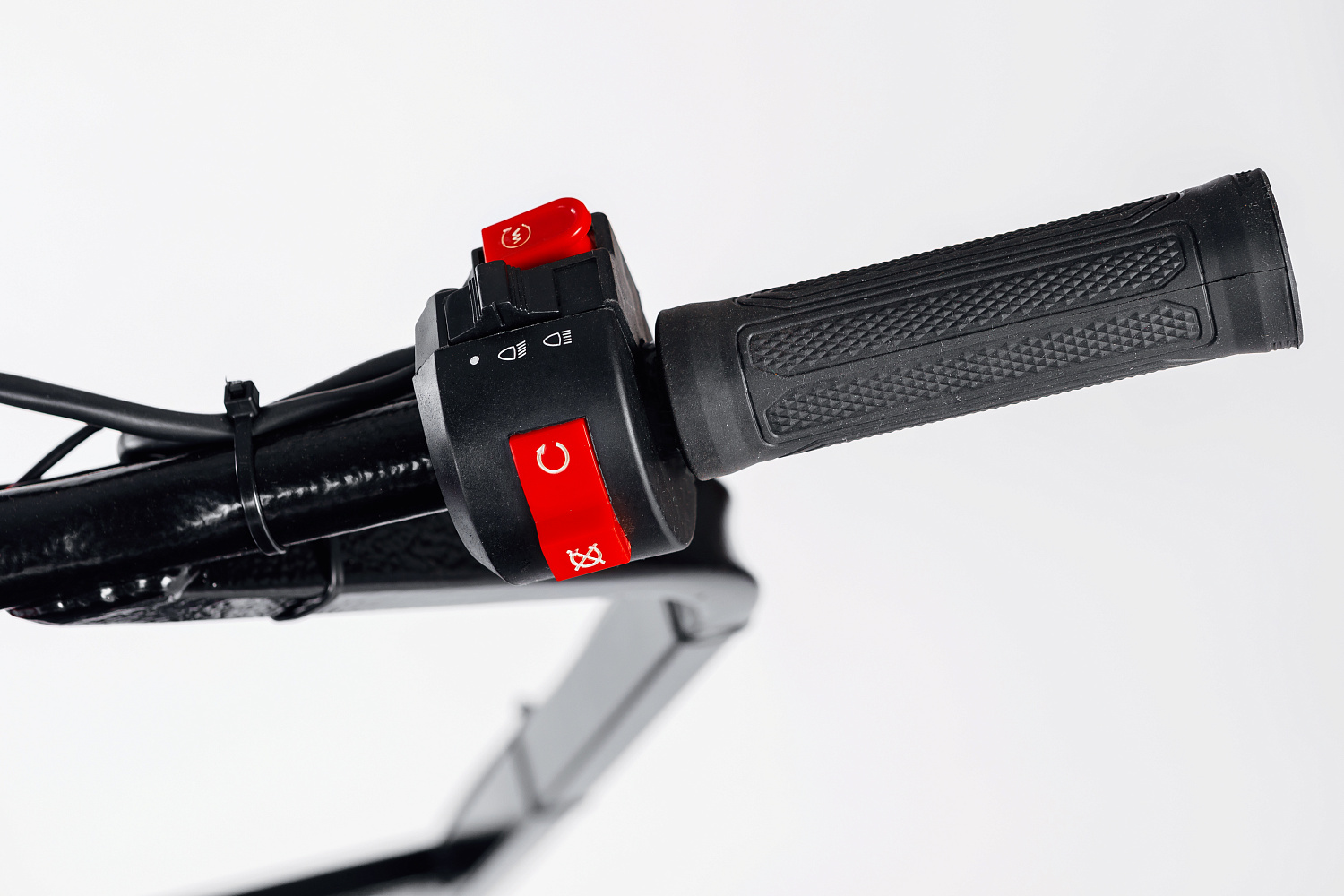 МОТОБУКСИРОВЩИК IKUDZO LONG 2.0 1700/500 EKR19 в Каспийске