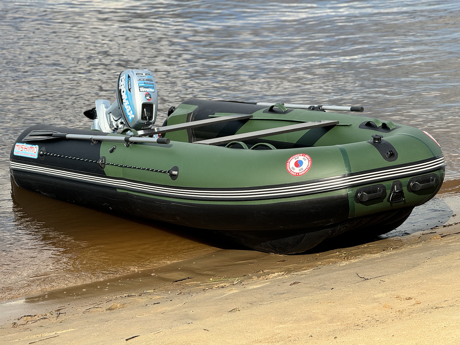 Лодка MISHIMO BIG FLOOR 400 в Каспийске