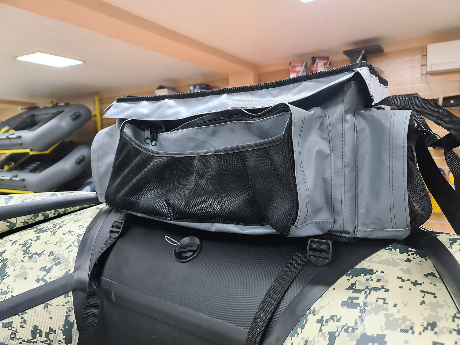 СУМКА ЛЮКС НА БАЛЛОН ДЛЯ ЛОДОК ПВХ 50Х25Х25 СМ в Каспийске