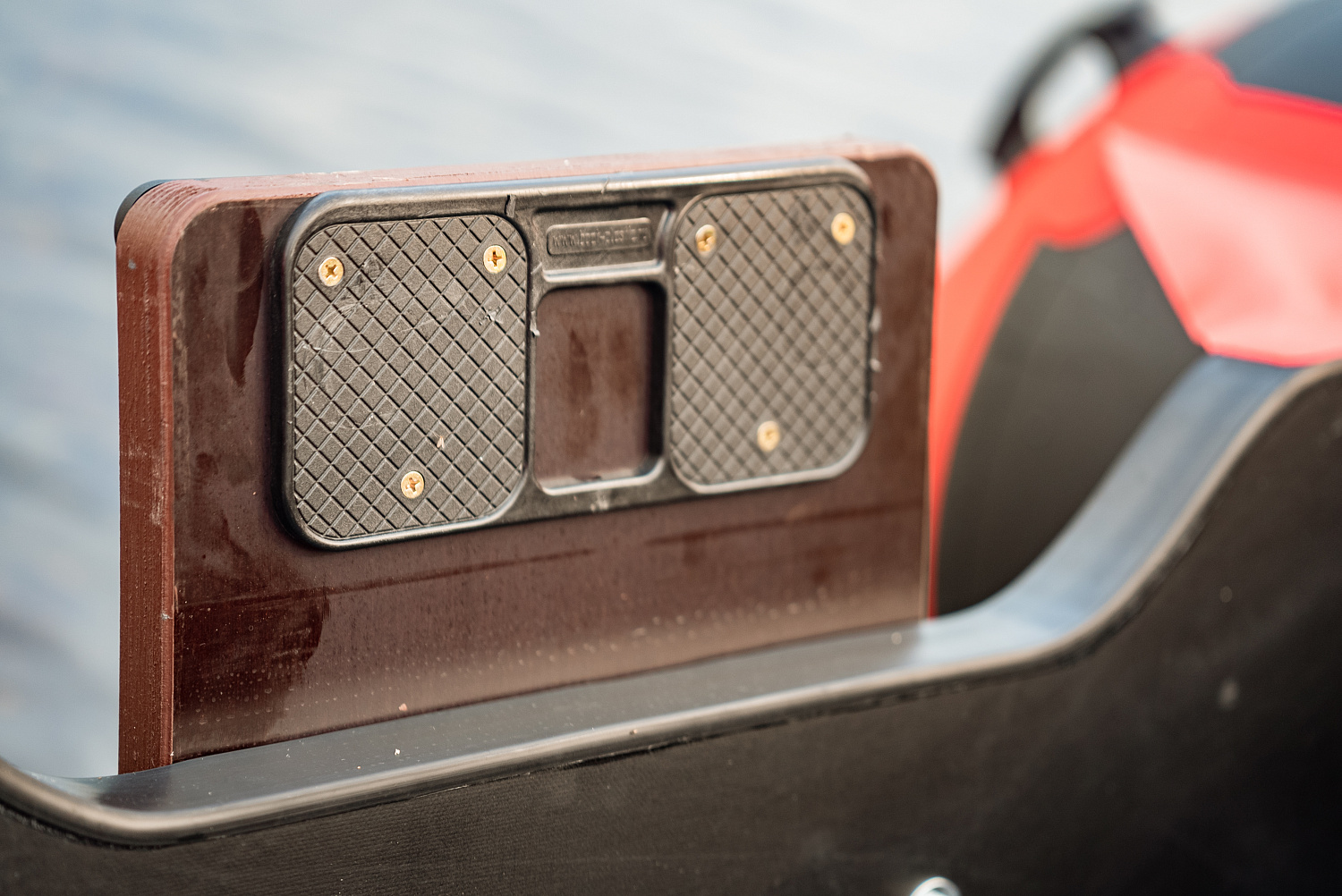 Лодка MISHIMO RIVER FJET PRO 400 под водомет в Каспийске